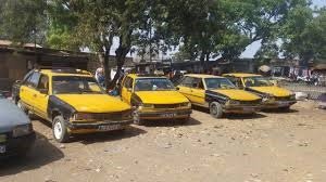 Taxis jaunes